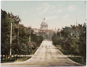 1904년 화재로 소실된 세 번째 위스콘신 주청사