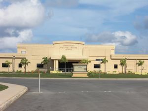 괌 산타리타에 있는 윌리엄 C. 맥쿨 사령관 학교