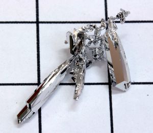 기상에서 성장시킨 루테늄 금속 결정