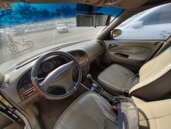 대우 누비라 II 실내