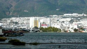 다리의 하관진, 농촌 지역의 대규모 산업 단지이자 경제·행정·교통 중심지