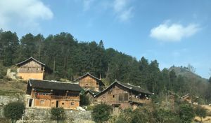 산두의 전통 수이족 가옥