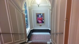 왕립화학회 버링턴 하우스의 계단. 로버트 리처드슨 뱅크스와 찰스 배리 주니어 파트너십이 설계함