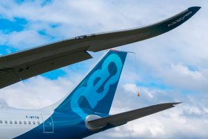 A350에서 영감을 받은 샤크릿