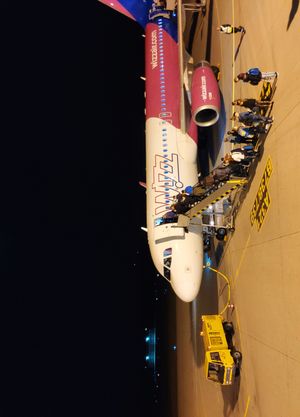 위즈 에어 항공기에 탑승