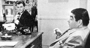 윌리엄 섀트너(아치 굿윈)와 쿠르트 카스즈너(네로 울프)는 방영되지 않은 CBS-TV 시리즈 네로 울프 (1959)에 출연했다.