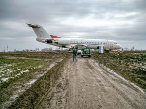 비상착륙한 111편