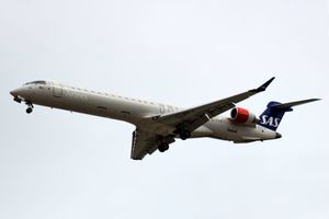 시티제트가 스칸디나비아 항공을 위해 운항하는 봄바디어 CRJ900