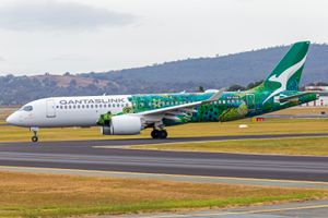 콴타스링크 Airbus A220-300 (Minyma Kutjara Tjukurpa 도장)