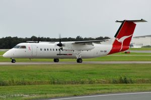 콴타스링크 봄바디어 DHC-8 Q300