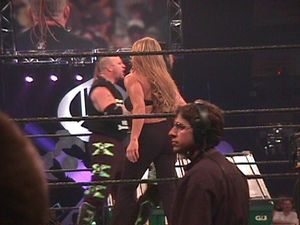 로드 독과 X-팩의 스토리라인 상 여자친구 토리