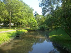 맨해셋 밸리 공원(Manhasset Valley Park), 이전에는 작은 항구였음