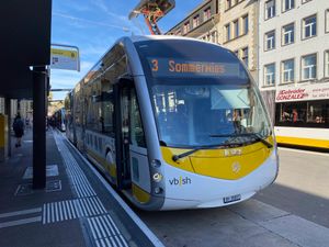 바호프슈트라세의 전기버스