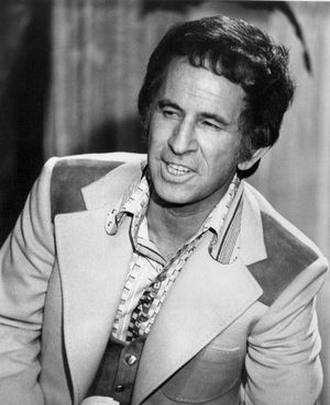 1975년 Don Adams' Screen Test의 진행자 애덤스