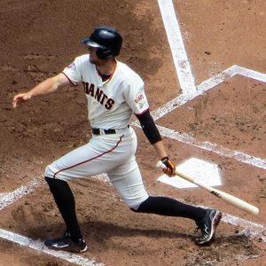 2013년 홈 경기에서 타격하는 펜스