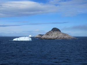 누나부트 준주 레이디 프랭클린 섬 주변의 빙산