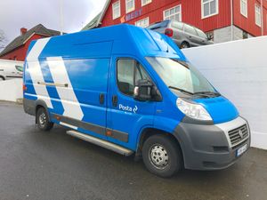 포스타의 우편 승합차