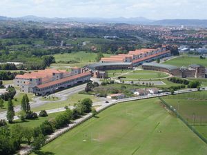 히혼 공과대학교 캠퍼스 전경