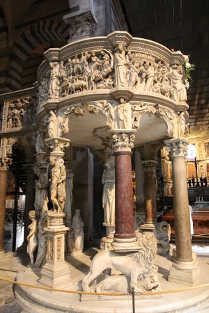 조반니 피사노(Giovanni Pisano)의 설교단