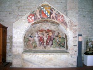 로베르 기스카르가 매장된 오트빌 가문의 묘소. 이탈리아 베노사의 트리니티 수도원