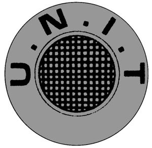 유닛 로고. 1968년 《닥터 후》의 "침략"에서 처음 등장하였다.