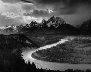 앤설 애덤스의 The Tetons and the Snake River(1942)