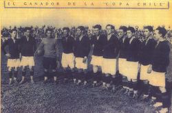 1925년 산티아고 축구 협회 우승을 차지한 우니온 데포르티바 에스파뇰라 선수단