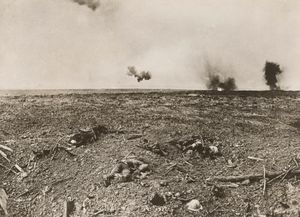1918년 솜 전투터에서 무인지대에 쓰러져 있는 캐나다군 병사들