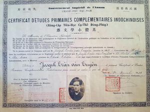 1939년 응우옌 왕조의 국립 교육부가 발행한 인도차이나 초등학교 수료증