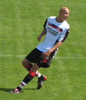 2008년 찰턴 애슬레틱에서 몸을 푸는 셸비