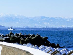 가을겨울형 하위 신기루(도야마현 우오즈시 앞바다)