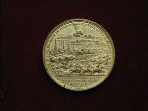 오우덴나르데 전투 기념 메달 뒷면, 200px