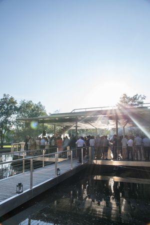 연못가에 위치한 카페/바/레스토랑인 Teichwerk