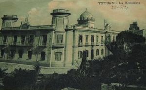 1920년경 테투안(Tétouan)에 있는 스페인 고등판무관 관저; 1950년대 후반 테투안 왕궁(Royal Palace of Tétouan)에 통합됨
