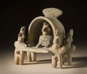 서기전 200년~서기 500년, 서부 멕시코 수직 무덤 전통의 가마에 앉은 인물을 묘사한 도자기