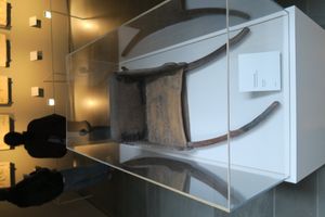 토스카나 대공 코시모 3세 데 메디치(Cosimo III de' Medici, Grand Duke of Tuscany)를 위한 가마. 돔에 오르내릴 수 있도록 곡선형 막대가 있다. 피렌체 두오모 박물관(Museo dell'Opera del Duomo (Florence))