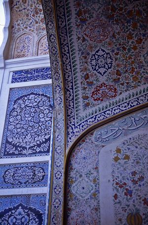 1735년 창건의 모스크