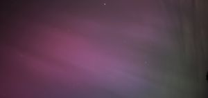 2024년 5월 태양 폭풍 동안 브리드퍼드 근처에서 관측된 오로라