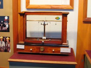 정밀 분석 저울