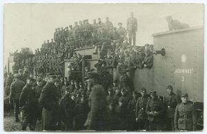 리투아니아 장갑열차 Gediminas 3과 리투아니아 병사들