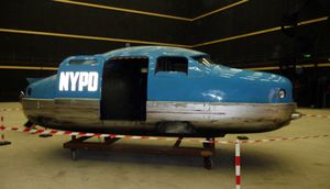 영화에 등장하는 뉴욕시 경찰국(NYPD) 차량을 묘사하는 데 사용된 모델 중 하나