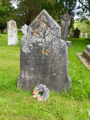 엑스머스 세인트 존 인 더 윌더니스의 엘리엇 묘