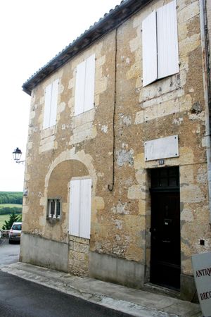 랑의 출생지인 렉투르