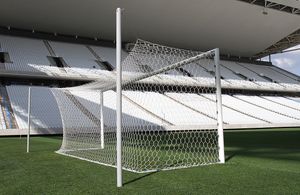 지붕의 아랫면은 막으로 덮여 있다.