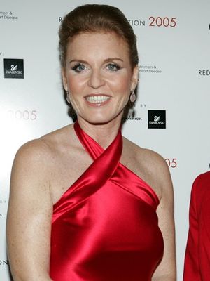 2005년, 더 하트 트루스(The Heart Truth) 레드 드레스 컬렉션 패션쇼에서 더 하트 트루스 홍보대사로서의 사라