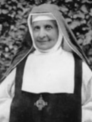 아델 가르니에}}