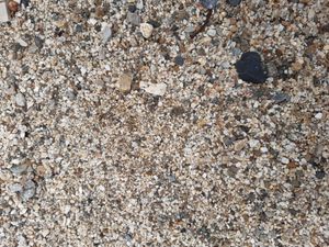 자연적으로 생성된 퇴적 자갈층