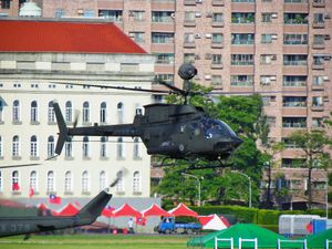 2014년 이륙하는 중화민국 육군의 OH-58D