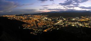 발렌시아는 카라보보주의 경제 중심지이다