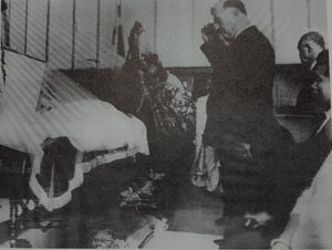 1965년 7월 21일, 이승만 전 대통령의 유해 운구에 동행하여 한국을 방문한 밴 플리트 장군.